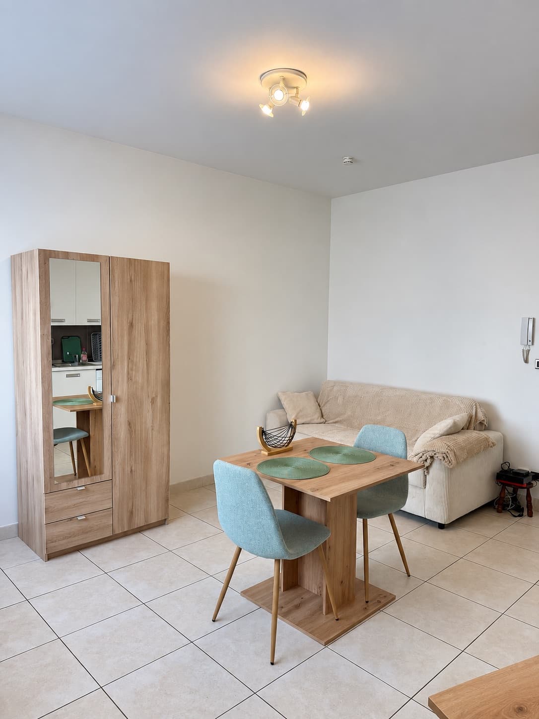 Studio Moderne • Centre d’Hyères
