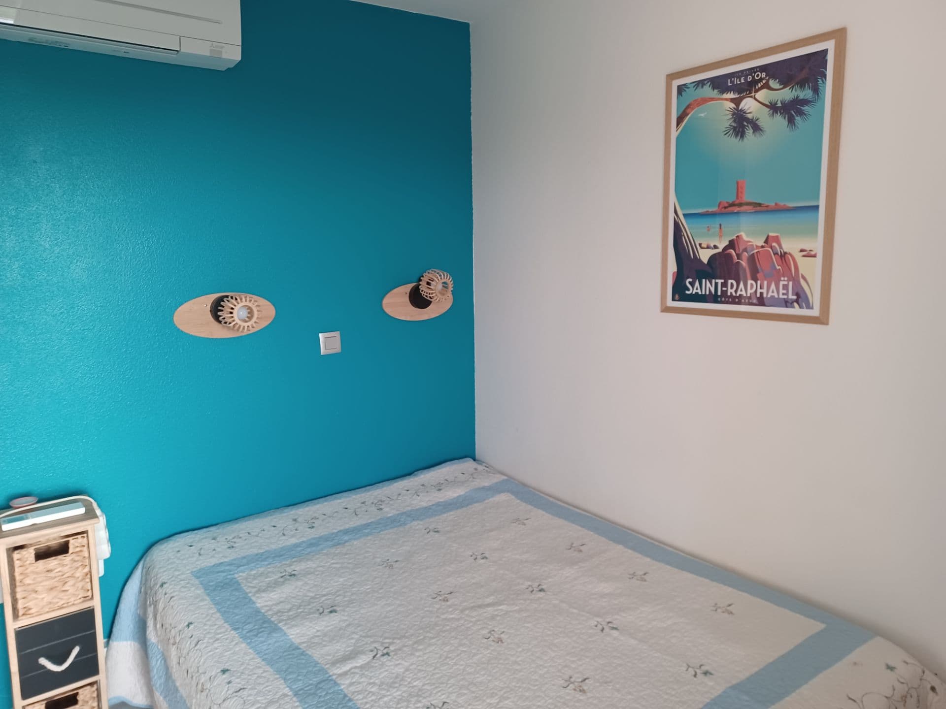 Cap Esterel - Cadre privilégié pour très beau T2 tout confort - Vue mer - Climatisation - Rez de jardin.